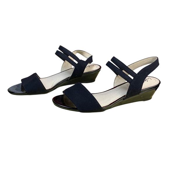 Life Stride YOLO Black Strappy Wedge Sandals Sz 7M NWOT Comfort Stretch Wedgess - Picture 2 of 9